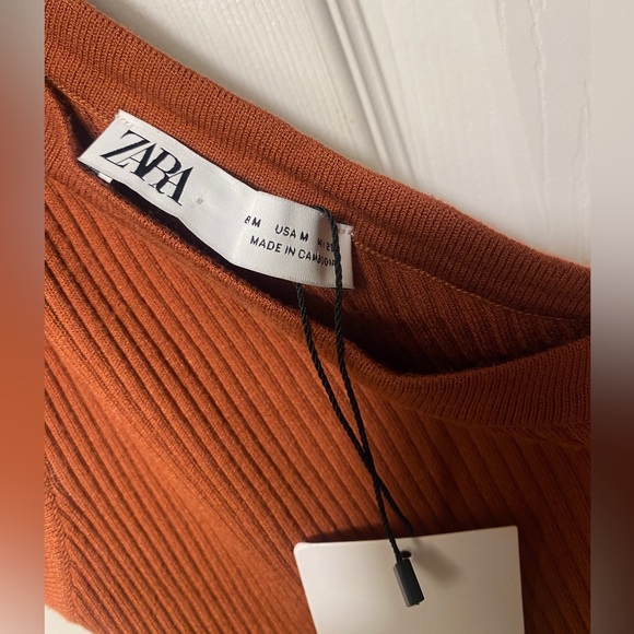 Asymmetric brown ribbed Zara top - Picture 2 of 3